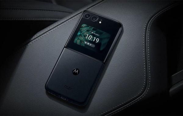 موتورولا برای رقابت با سامسونگ در سال 2023 دو گوشی تاشو را روانه بازار می نماید